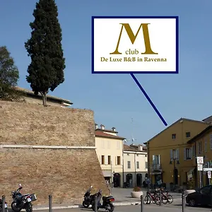 ** Bed & Breakfast M Club De Luxe Italia